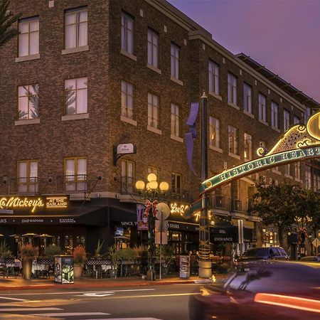 Hilton San Diego Gaslamp Quarter Екстериор снимка