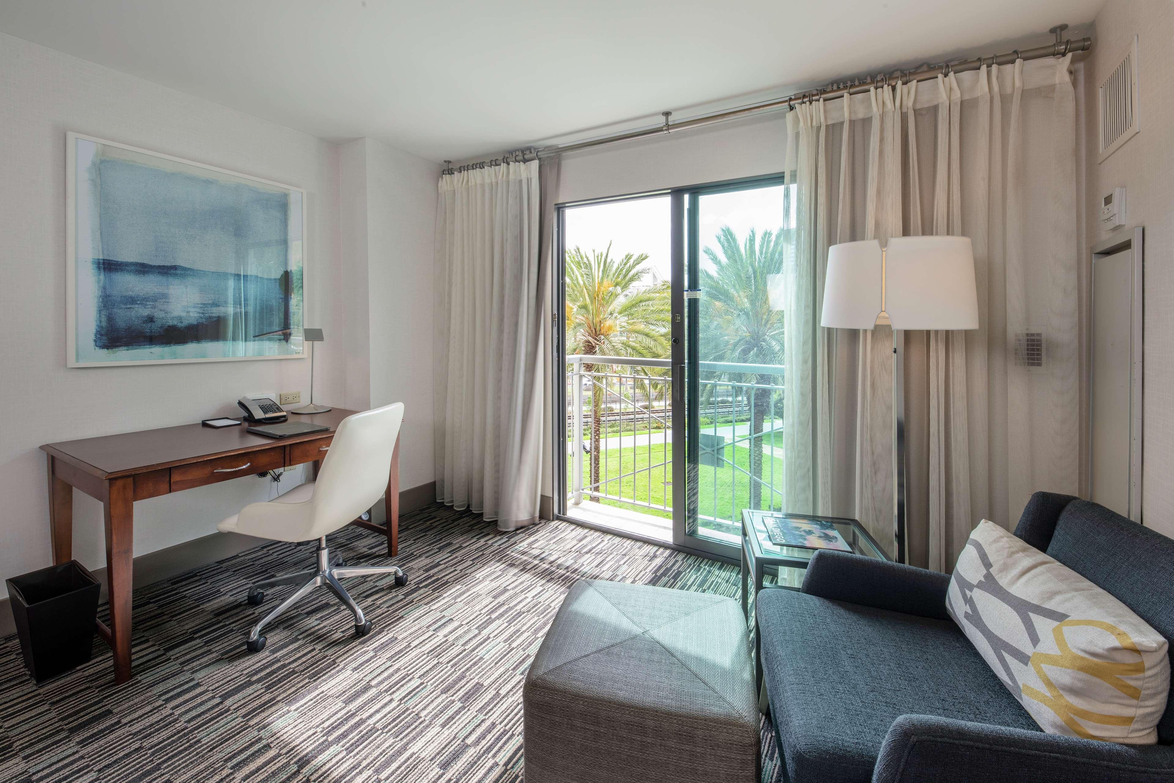 Hilton San Diego Gaslamp Quarter Екстериор снимка