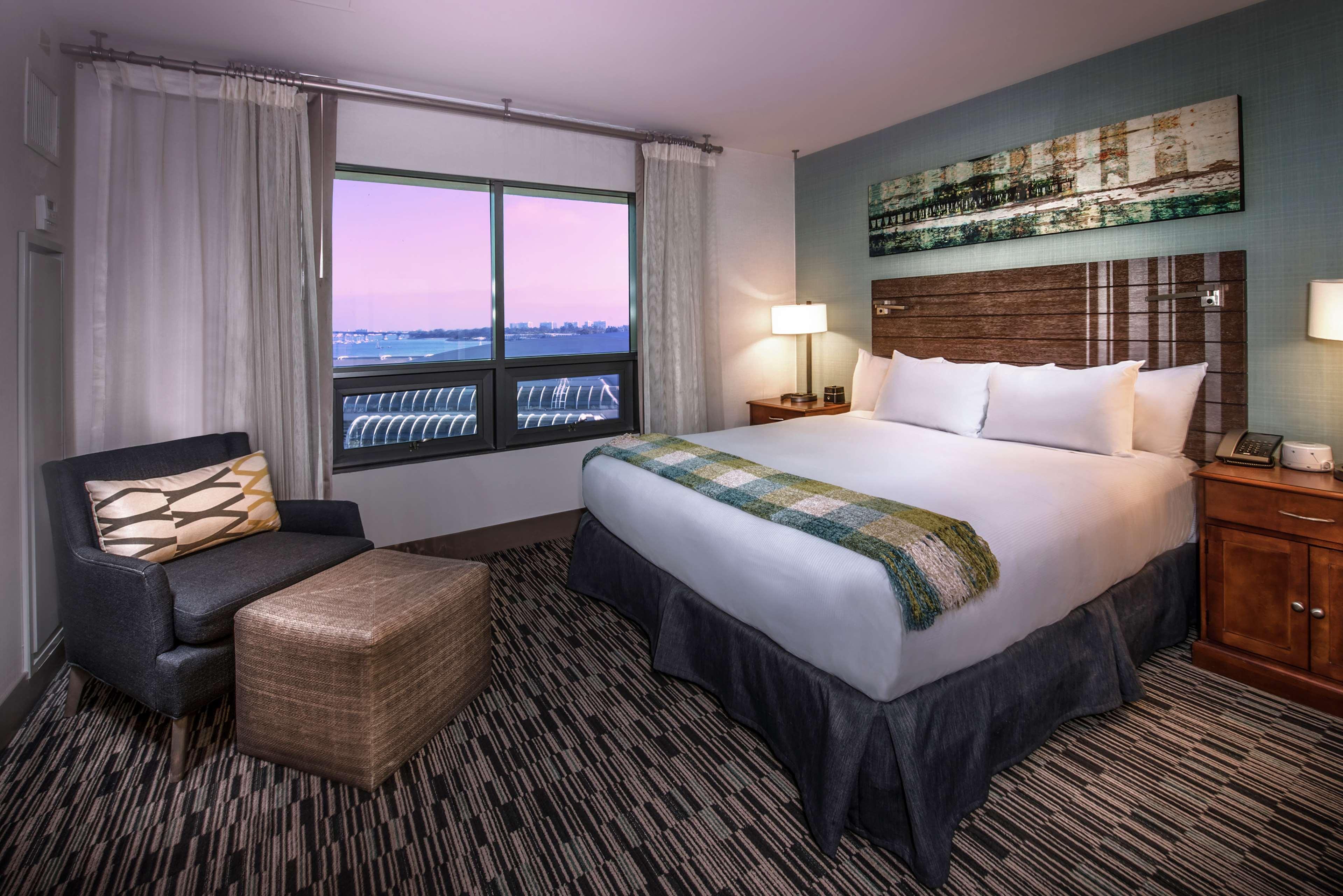 Hilton San Diego Gaslamp Quarter Екстериор снимка