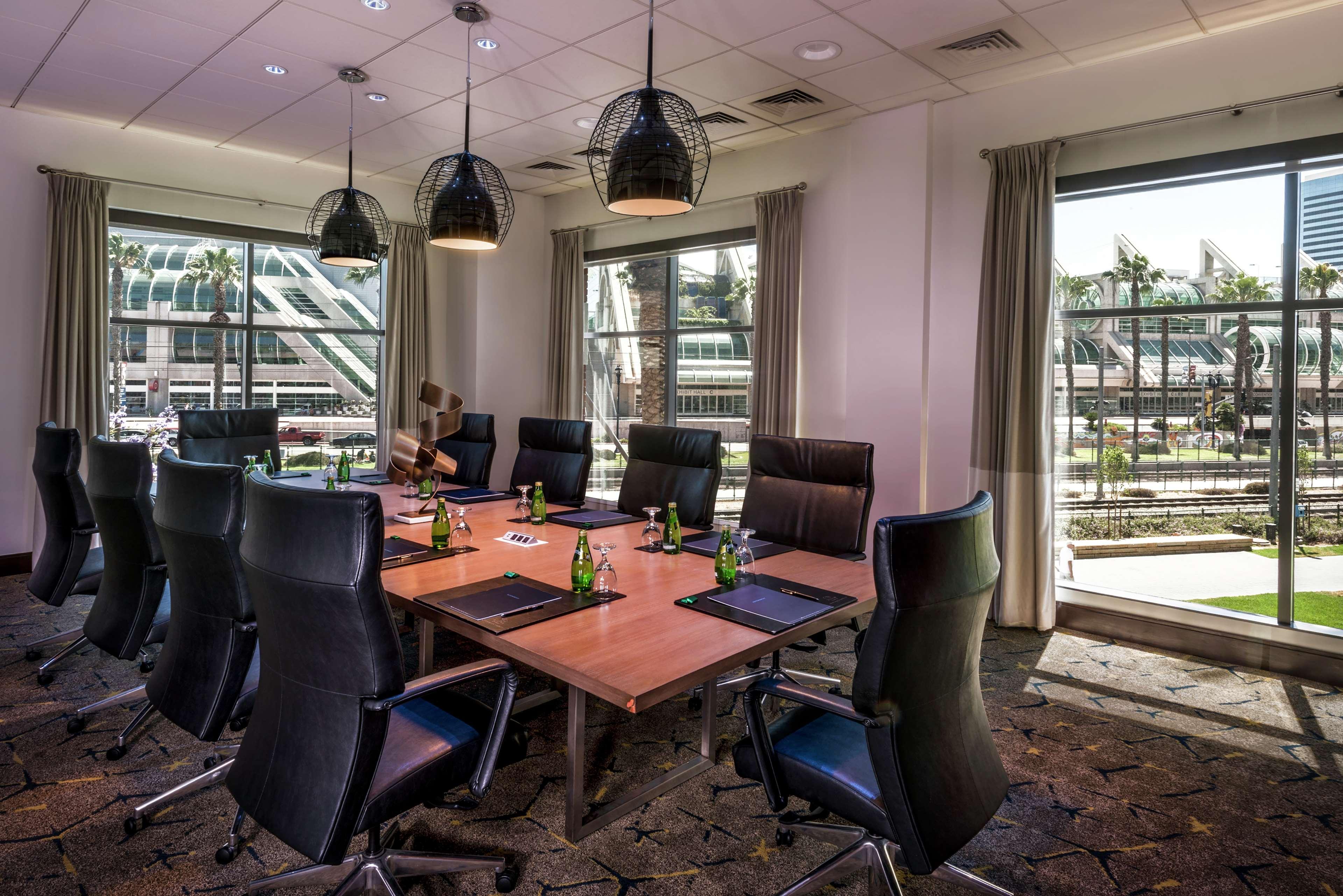 Hilton San Diego Gaslamp Quarter Екстериор снимка